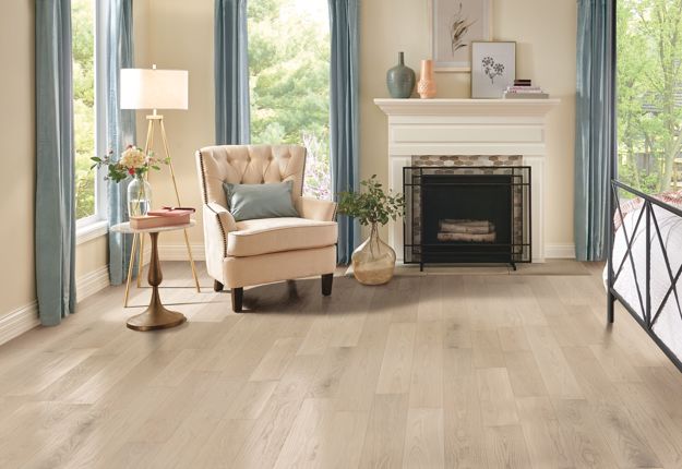 Simplicity Frost Engineered Hardwood TWO6P8044E